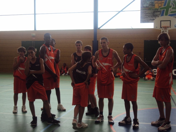 camp basket