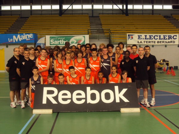 camp basket