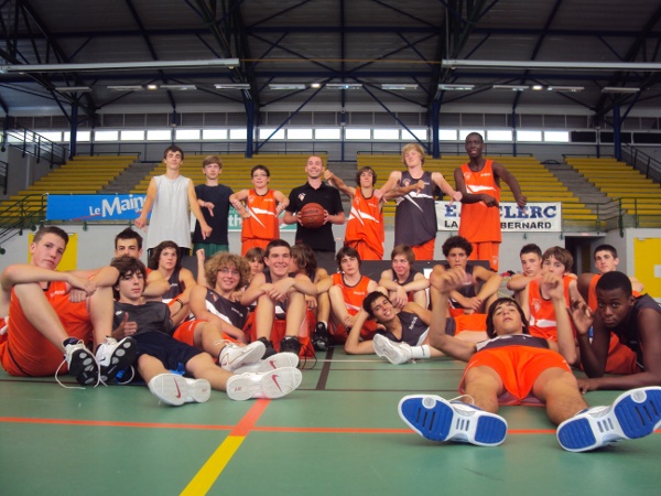 camp basket