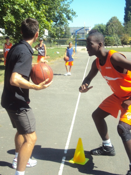 camp basket