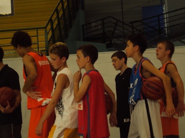 camp basket