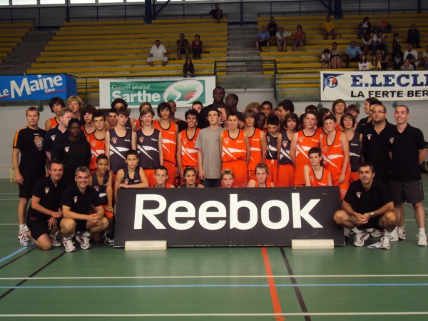 camp basket