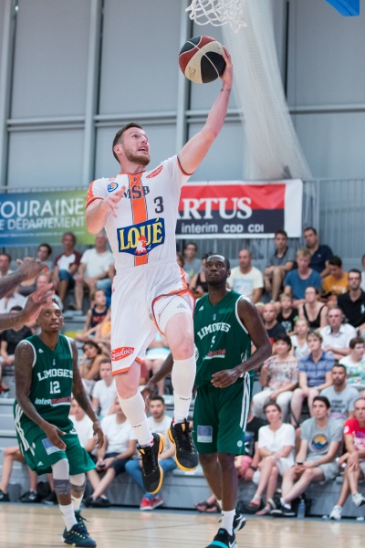 Antoine au lay up BD