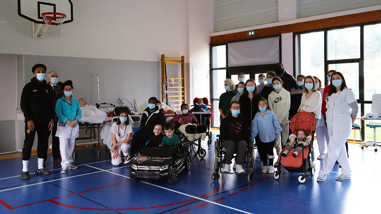 MSB.FR Des Étoiles Dans Les Yeux Pour Les Enfants Du Centre De L'arche